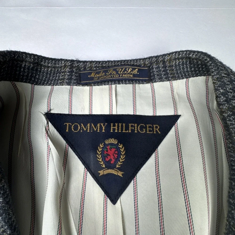Vintage Tommy Hilfiger Mens Blazer 40R Grey Glen‎ Plaid 3 Button Made in USA